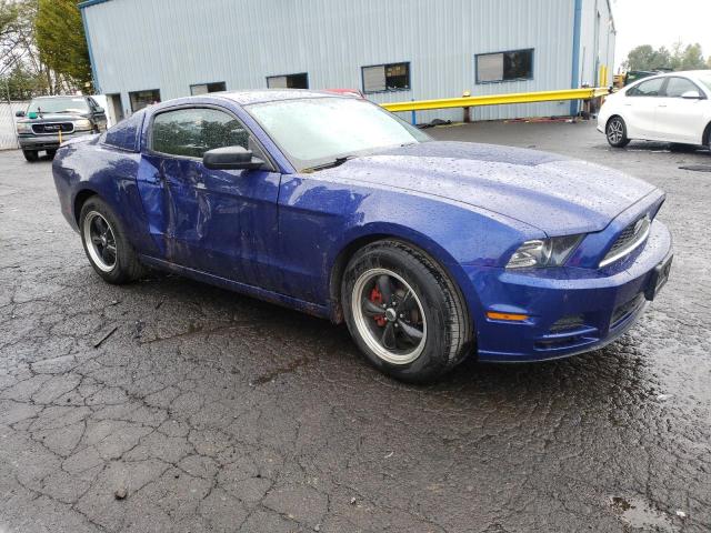 1ZVBP8AM5D5255530 - 2013 FORD MUSTANG BLUE photo 4