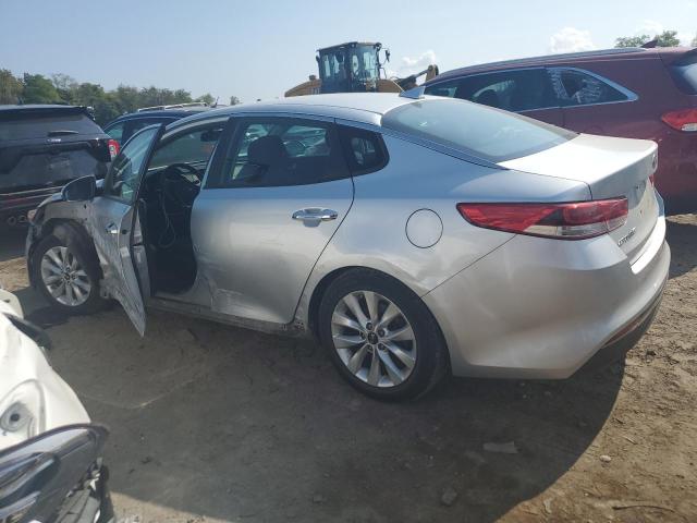 5XXGT4L37JG209030 - 2018 KIA OPTIMA LX SILVER photo 2