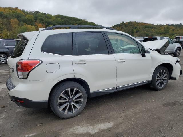 JF2SJGWCXJH532019 - 2018 SUBARU FORESTER 2.0XT TOURING WHITE photo 3