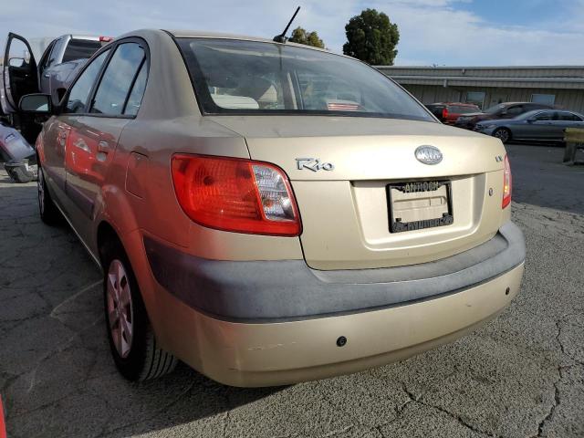 KNADE123586378109 - 2008 KIA RIO BASE GOLD photo 2