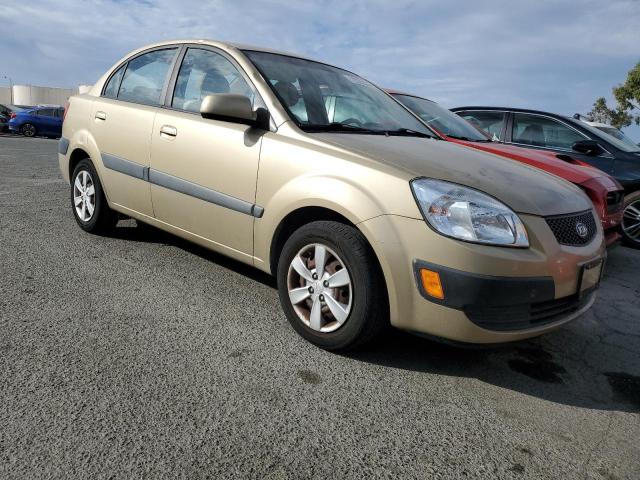 KNADE123586378109 - 2008 KIA RIO BASE GOLD photo 4