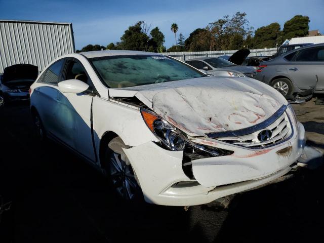 5NPEB4AC3DH773165 - 2013 HYUNDAI SONATA GLS WHITE photo 4