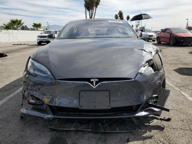 5YJSA1E1XHF191713 - 2017 TESLA MODEL S Մոխրագույն լուսանկար 5