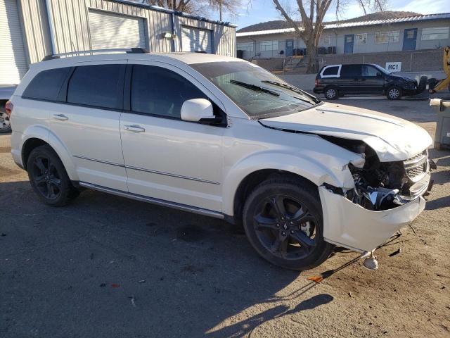 3C4PDCGB1KT859888 - 2019 DODGE JOURNEY CROSSROAD WHITE photo 4