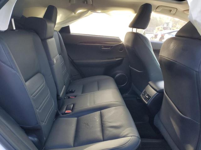 JTJBARBZ8J2160040 - 2018 LEXUS NX 300 BASE 白色 照片 10