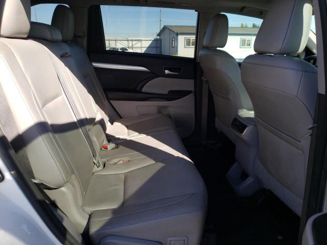 5TDJKRFH3GS353890 - 2016 TOYOTA HIGHLANDER XLE WHITE photo 11