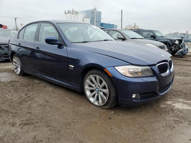 WBAPK7C5XBF087525 - 2011 BMW 328 XI BLUE photo 4