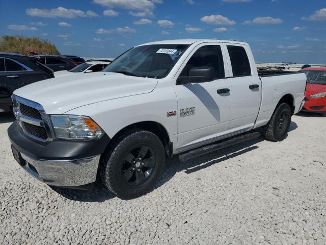 1C6RR6FTXJS188668 - 2018 RAM 1500 ST WHITE photo 1