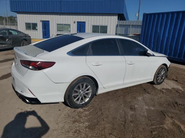 5NPE24AF5JH621457 - 2018 HYUNDAI SONATA SE WHITE photo 3