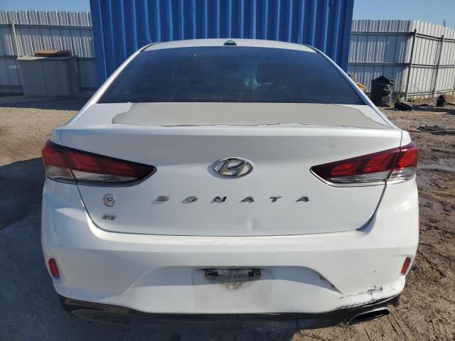 5NPE24AF5JH621457 - 2018 HYUNDAI SONATA SE WHITE photo 6