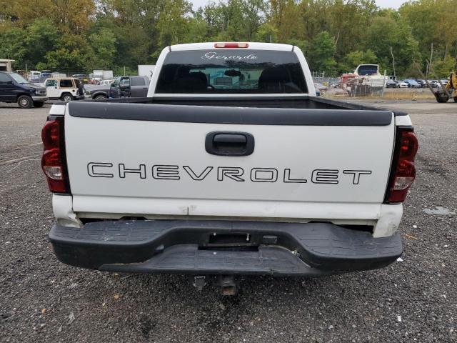 2GCEC19T051241424 - 2005 CHEVROLET SILVERADO C1500 WHITE photo 6