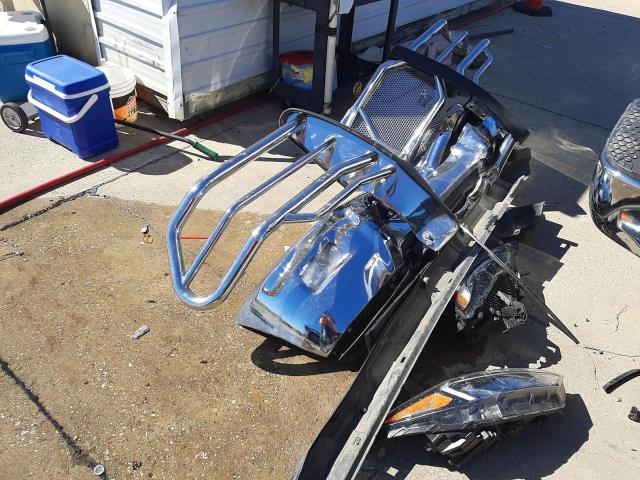 3C6UR5DLXFG619922 - 2015 RAM 2500 SLT WHITE photo 12