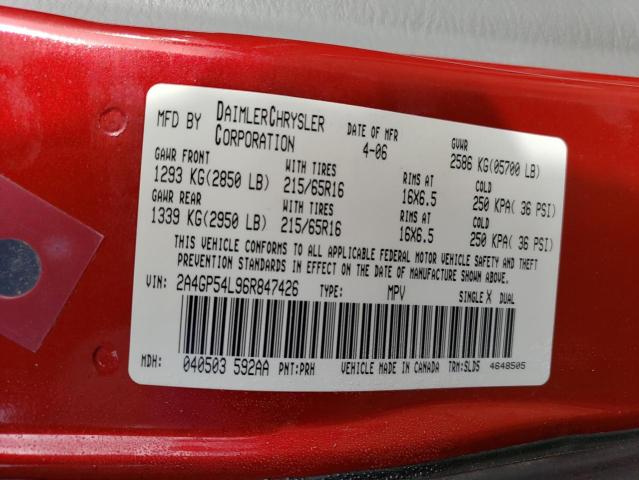 2A4GP54L96R847426 - 2006 CHRYSLER TOWN & COU TOURING RED photo 13