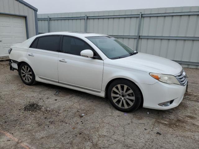 4T1BK3DB9BU436322 - 2011 TOYOTA AVALON BASE WHITE photo 4