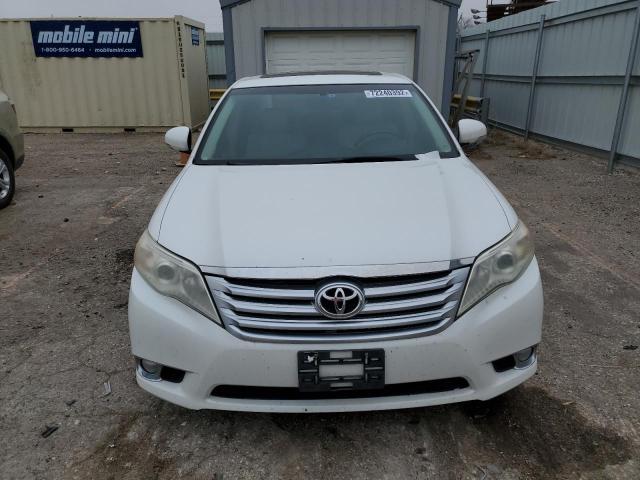 4T1BK3DB9BU436322 - 2011 TOYOTA AVALON BASE 白色 照片 5