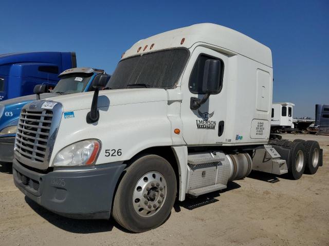 1FUGGLDV4FLGC0303 - 2015 FREIGHTLINER CASCADIA 1 WHITE photo 2