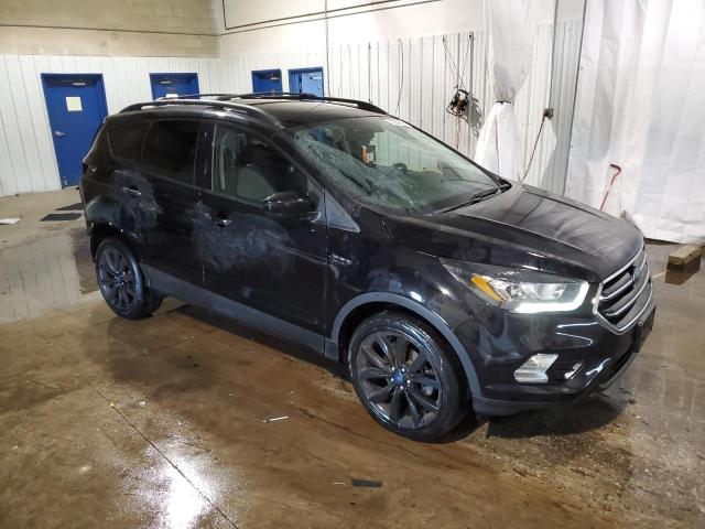 1FMCU0GD4KUB91455 - 2019 FORD ESCAPE SE BLACK photo 4