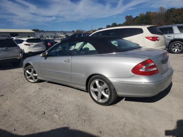 WDBTK65G35T039945 - 2005 MERCEDES-BENZ CLK 320 SILVER photo 2