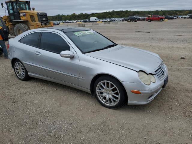 WDBRN40J44A600415 - 2004 MERCEDES-BENZ C 230K SPORT COUPE SILVER photo 4