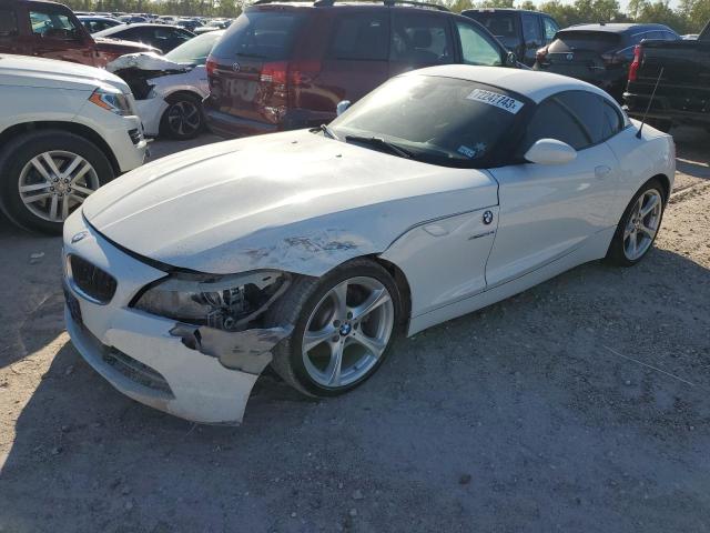 WBALM5C59BE379900 - 2011 BMW Z4 SDRIVE30I WHITE photo 1