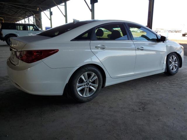 5NPEB4AC9DH509688 - 2013 HYUNDAI SONATA GLS WHITE photo 3