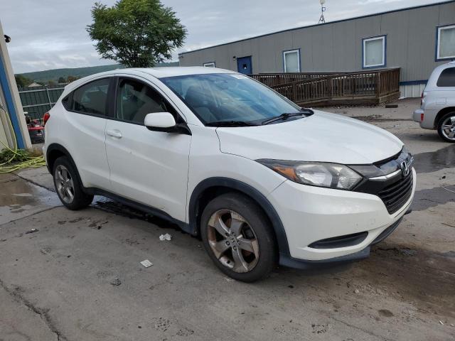 3CZRU6H3XHM723600 - 2017 HONDA HR-V LX WHITE photo 4