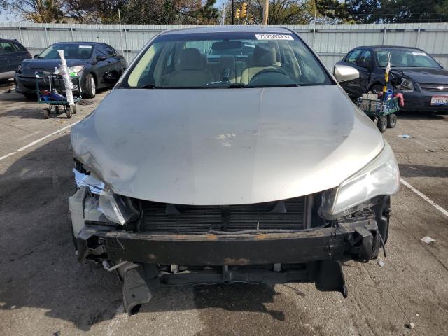 4T4BF1FKXFR465572 - 2015 TOYOTA CAMRY LE SILVER photo 5