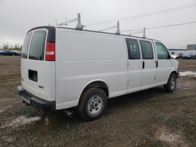 1GTW7GCAXB1101952 - 2011 GMC SAVANA G2500 WHITE photo 3