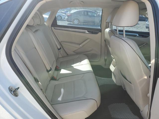 1VWDT7A30HC055145 - 2017 VOLKSWAGEN PASSAT R-LINE Ağ foto 10