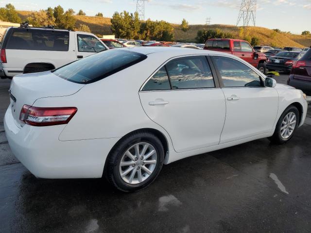 4T1BK3EK4BU632750 - 2011 TOYOTA CAMRY SE WHITE photo 3