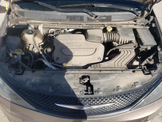 2C4RC1AG9JR104316 - 2018 CHRYSLER PACIFICA L BROWN photo 11