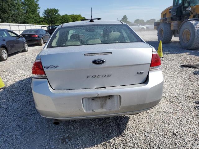 1FAHP3HN3AW159485 - 2010 FORD FOCUS SEL SILVER photo 6