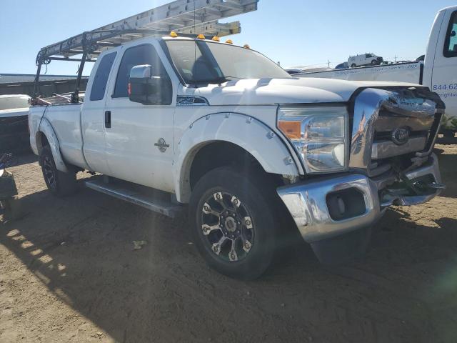 1FT7X2BT4BEB47649 - 2011 FORD F250 SUPER DUTY WHITE photo 4