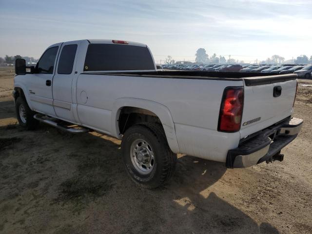 1GCHC29D36E220725 - 2006 CHEVROLET SILVERADO C2500 HEAVY DUTY WHITE photo 2