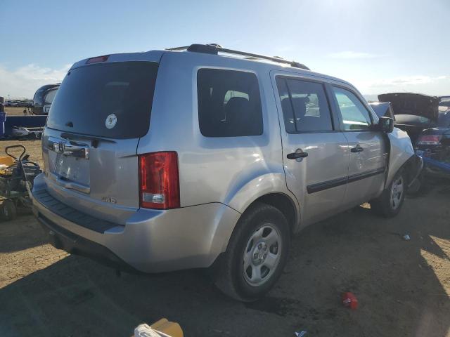 5FNYF4H27FB070717 - 2015 HONDA PILOT LX SILVER photo 3