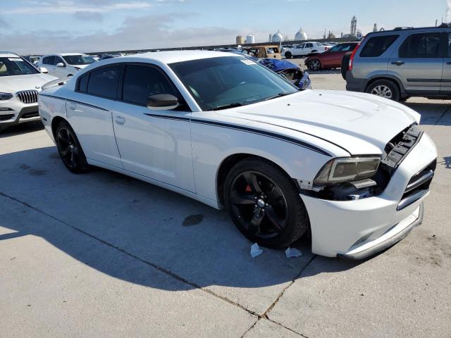 2C3CDXHG8CH285319 - 2012 DODGE CHARGER SXT WHITE photo 4