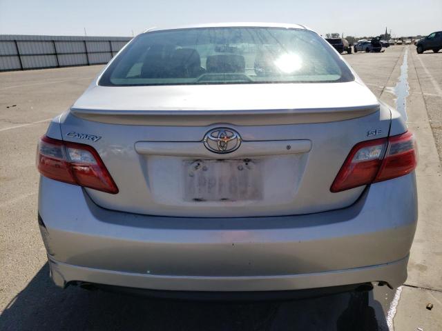 4T1BK46K88U575692 - 2008 TOYOTA CAMRY LE SILVER photo 6