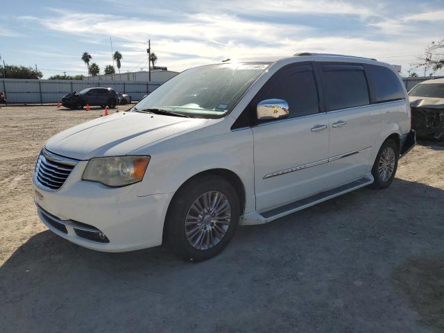 2A4RR6DGXBR610000 - 2011 CHRYSLER TOWN & COU LIMITED WHITE photo 1