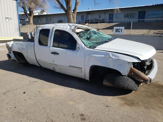 1GCRCREA9BZ133598 - 2011 CHEVROLET SILVERADO C1500  LS WHITE photo 4