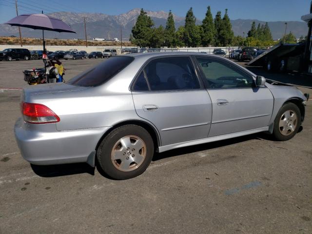 1HGCG16591A032881 - 2001 HONDA ACCORD EX SILVER photo 3