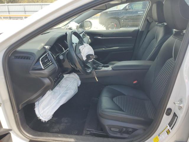 4T1G11AK2PU132080 - 2023 TOYOTA CAMRY SE NIGHT SHADE WHITE photo 7