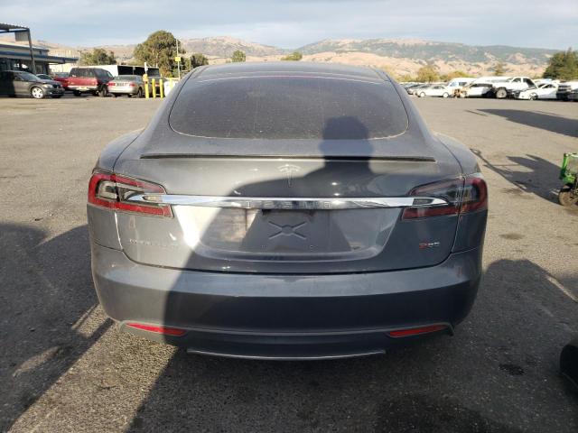 5YJSA1CP2DFP22632 - 2013 TESLA MODEL S Մոխրագույն լուսանկար 6