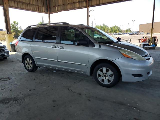 5TDZK23C98S210110 - 2008 TOYOTA SIENNA CE BLACK photo 4