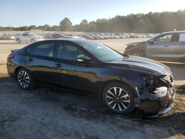 1N4AL3AP7JC150296 - 2018 NISSAN ALTIMA 2.5 BLACK photo 4