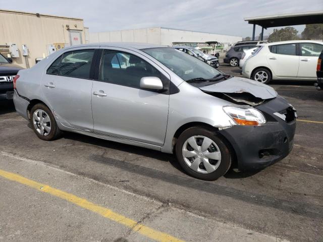 JTDBT923771084897 - 2007 TOYOTA YARIS SILVER photo 4