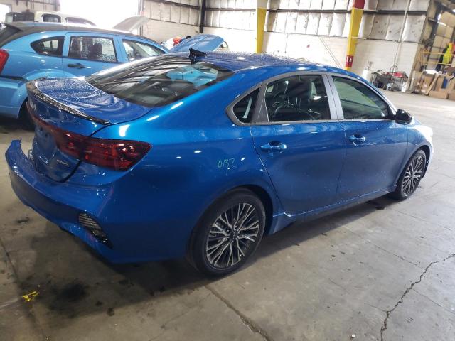 3KPF54AD1PE687656 - 2023 KIA FORTE GT LINE BLUE photo 3