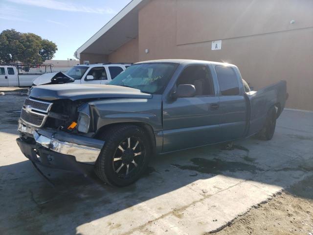 2GCEC19V461268967 - 2006 CHEVROLET SILVERADO C1500 GRAY photo 1