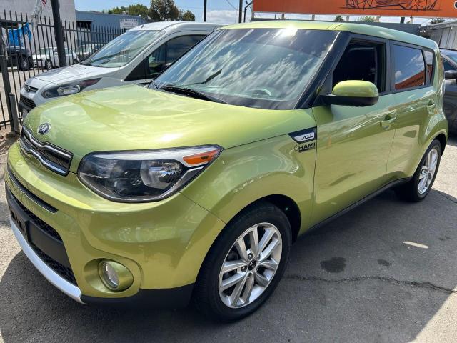 KNDJP3A58H7879147 - 2017 KIA SOUL + GREEN photo 2