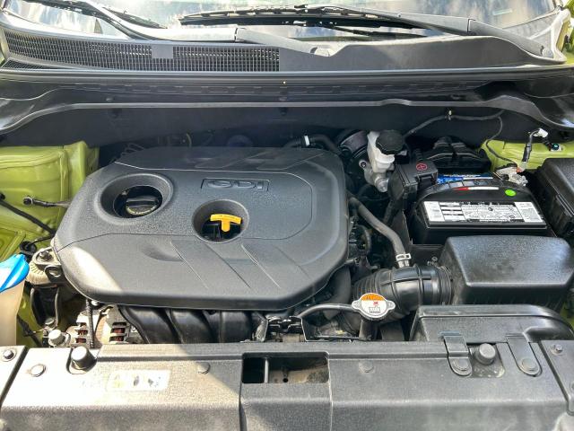 KNDJP3A58H7879147 - 2017 KIA SOUL + GREEN photo 7