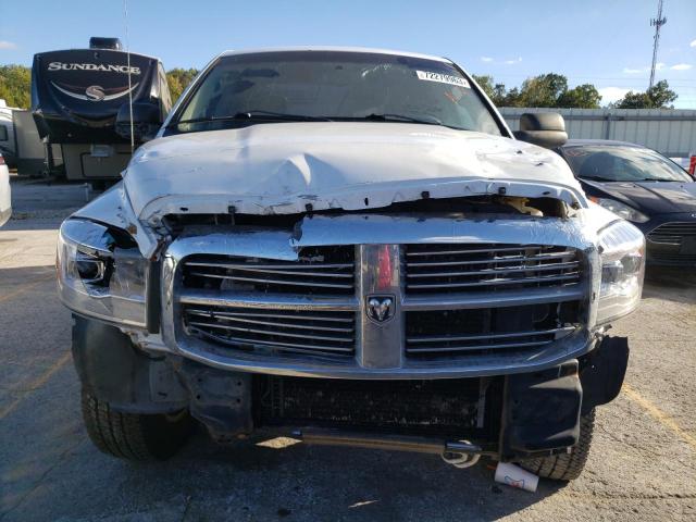 3D7KU28C74G282264 - 2004 DODGE RAM 2500 ST WHITE photo 5